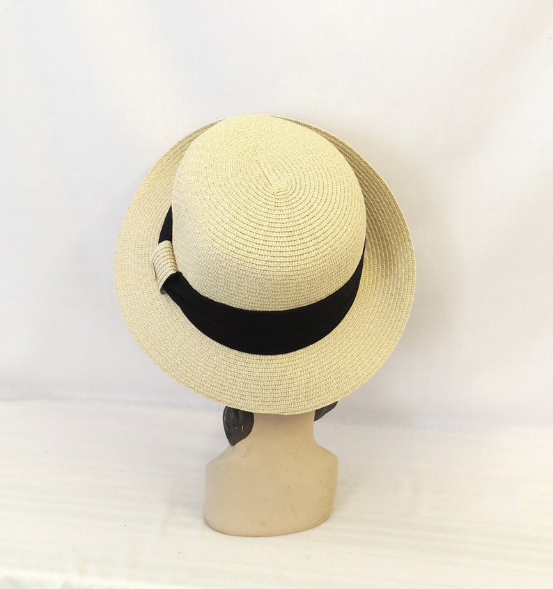 Neutral Beige Vintage Style 1930s 1940s wide brim Cloche Hat image 2