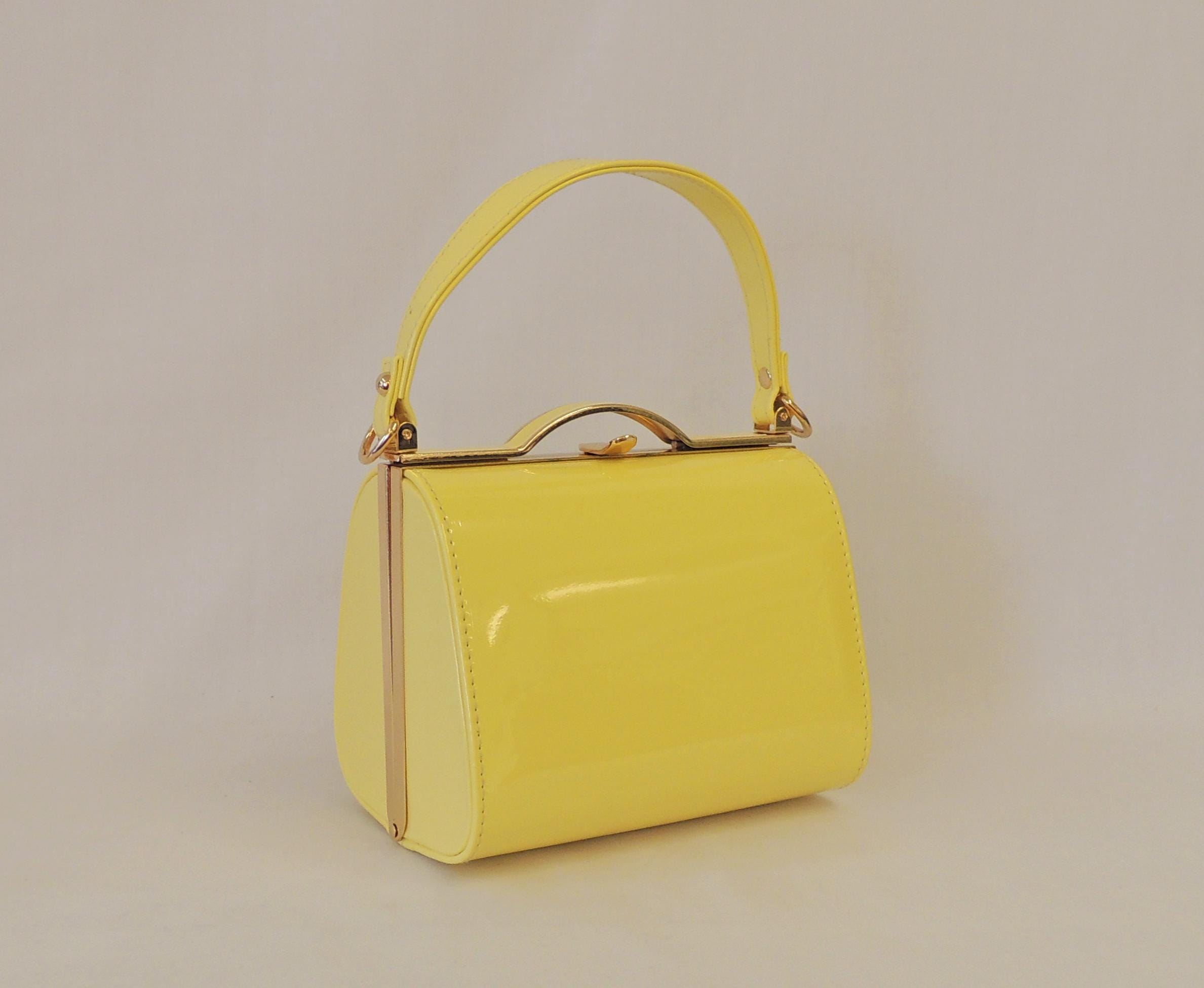 Audrey Yellow Vintage Style 1940s 1950s Top Handel Patent Box
