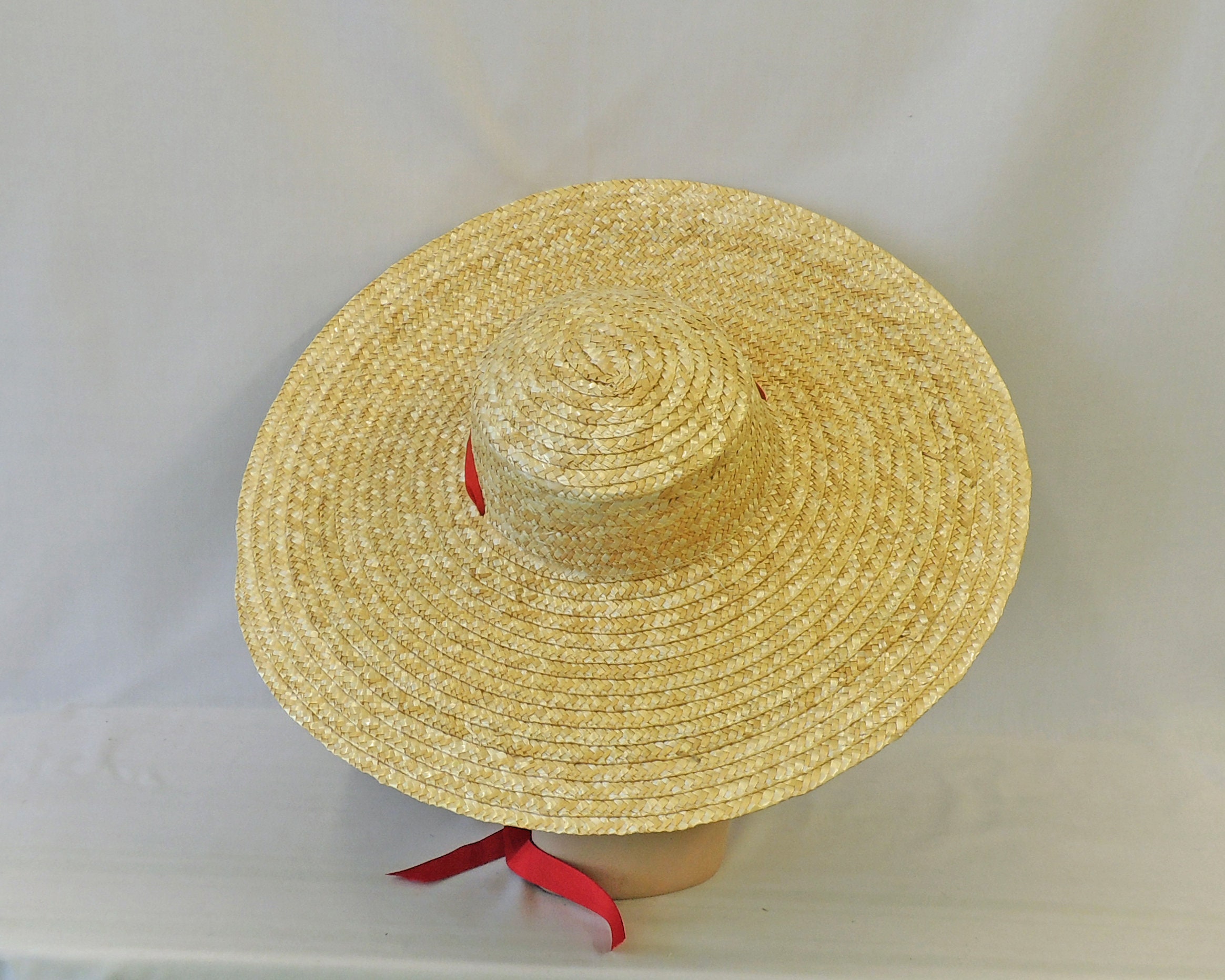 Large Brim Natural Straw & Red Cartwheel / Platter Summer  display picture 3