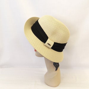 Neutral Beige Vintage Style 1930s 1940s wide brim Cloche Hat image 3
