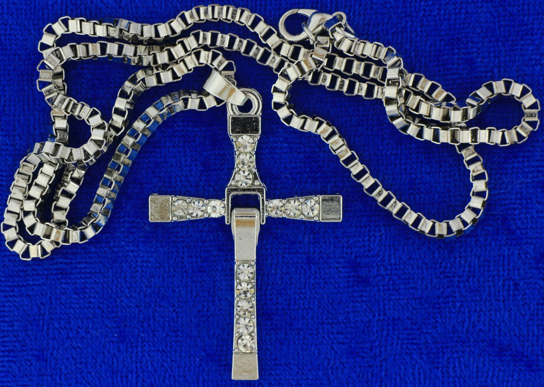 Fast and Furious Dominic Toretto Vin Diesel Cross Necklace Chain Jewelry :  Amazon.co.uk: Fashion