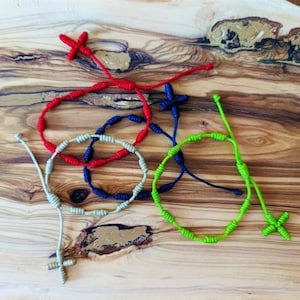 Geknotete Schnur Rosenkranz Armband, Katholisches Armband, Kreuz Armbänder, Buntes Seil, Religiöse Geschenke Für Frauen Männer Kinder Kleinkind, Einstellbar
