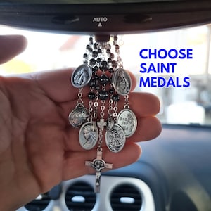 Breloque pour rétroviseur et croix, Accessoires de voiture catholiques, Cadeau catholique homme femme, Breloque de protection de voyage, Médailles de saint patron