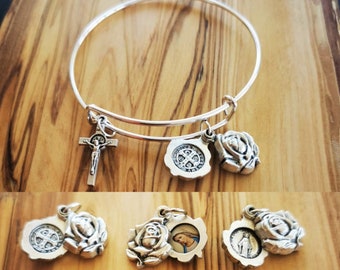 Bracelet bracelet catholique femmes bijoux religieux - Médaille miraculeuse de la Vierge Marie saint Benoît - Cadeau de confirmation des adolescentes - Bracelet de fleurs