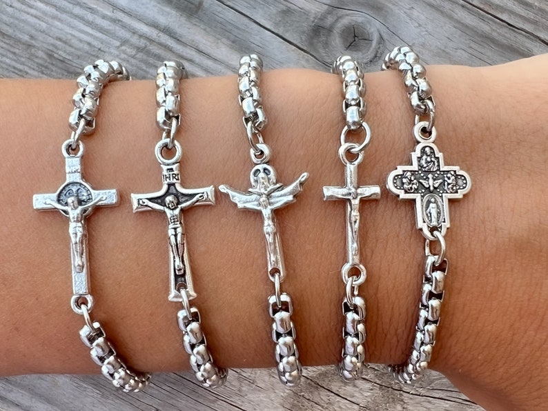 Pulsera con Medalla de Cruz Católica, Colgante con Dije de Crucifijo, Joyería de Acero Inoxidable, ELIGE LA MEDALLA DE CRUZ imagen 1