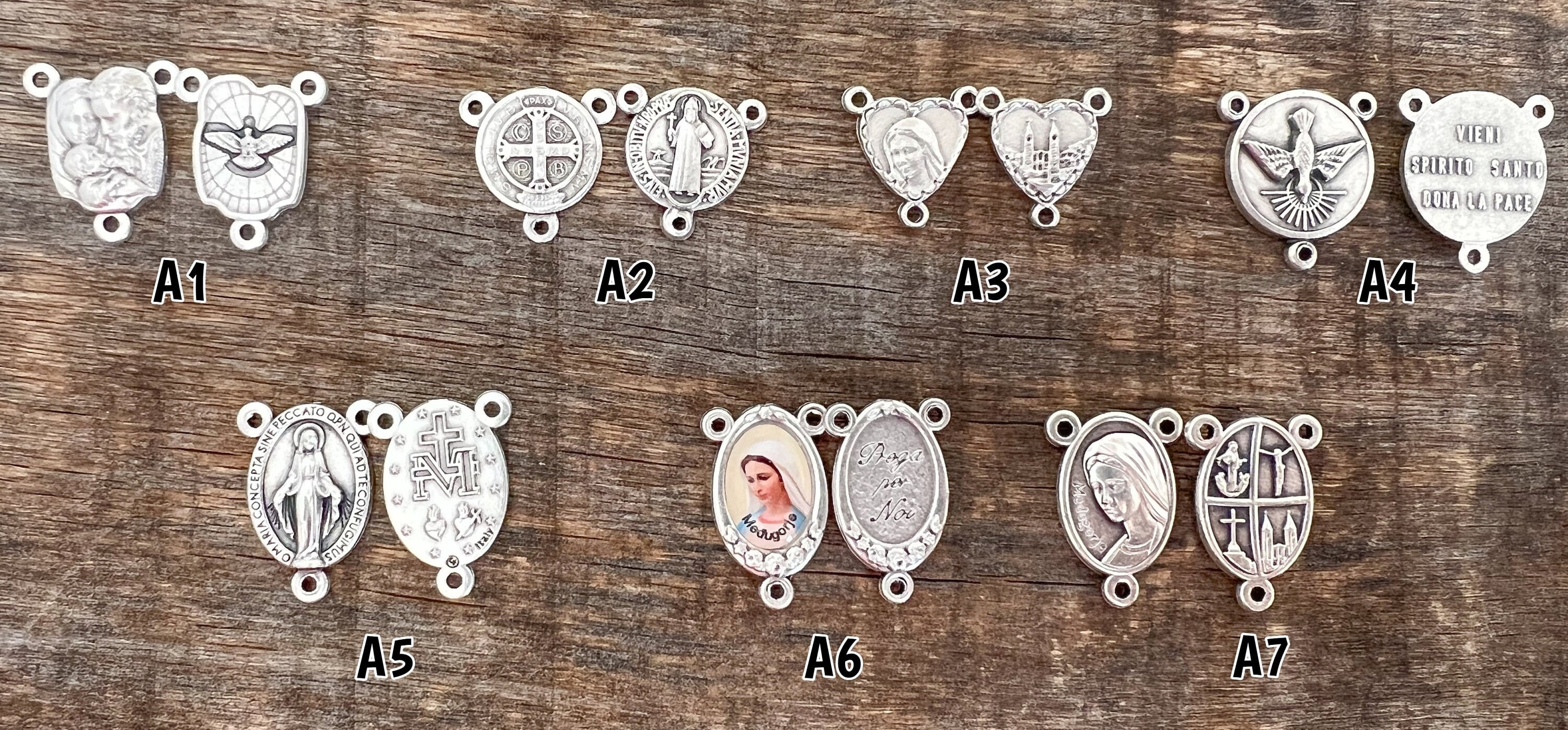 WEBEEDY 15 Stuks Houten Kruisbeeld Christelijke Jezus Kruis Kruisbeeld Bedels Hangers Voor DIY Rozenkrans Ketting Maken Sieraden Accessoires
