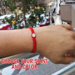Schutzengel Armband, Heiliger Armreif, katholisches Armband, Makramee Armband, Schutzengel Charm, Kapselmedaille, St Michael, Heiliger Geist