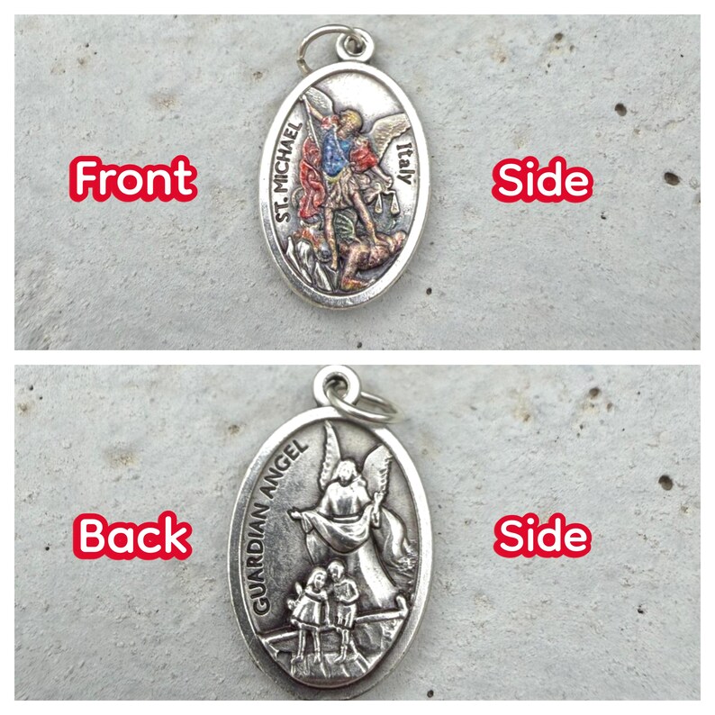 Puede incluir: Colgante ovalado de plata. El anverso muestra a San Miguel con el texto "ST. MICHAEL ITALY". El reverso representa un &aacute;ngel de la guarda con ni&ntilde;os y el texto "GUARDIAN ANGEL".