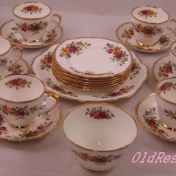 20 piece vintage tea set Duchess - English Garden pattern - like old country roses