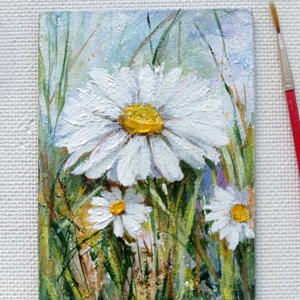 Chamomile Daisies Small Oil Painting Gift for Mom Mothers Day Flower Still life  Kitchen Joyful Art Summer flowers Meadow Grass Gift for Her