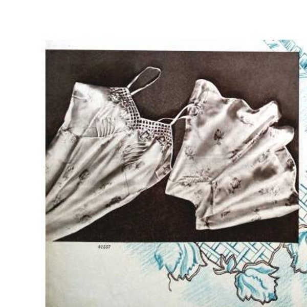 Vintage 108cm/42.5" bust size 1940s lingerie slip shirt and tap pants / french knickers sewing pattern.