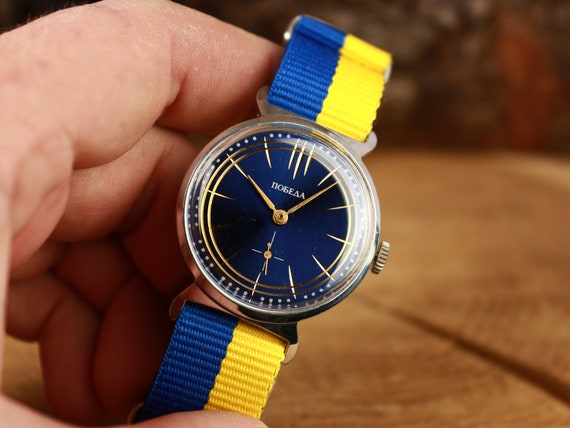 Soviet watch, Pobeda USSR watch, classic watch, m… - image 1