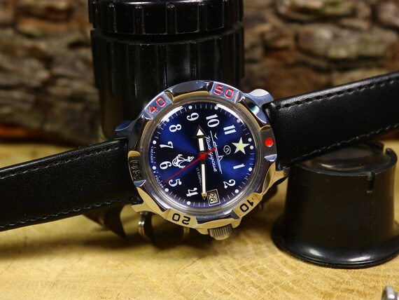 russian commander watch