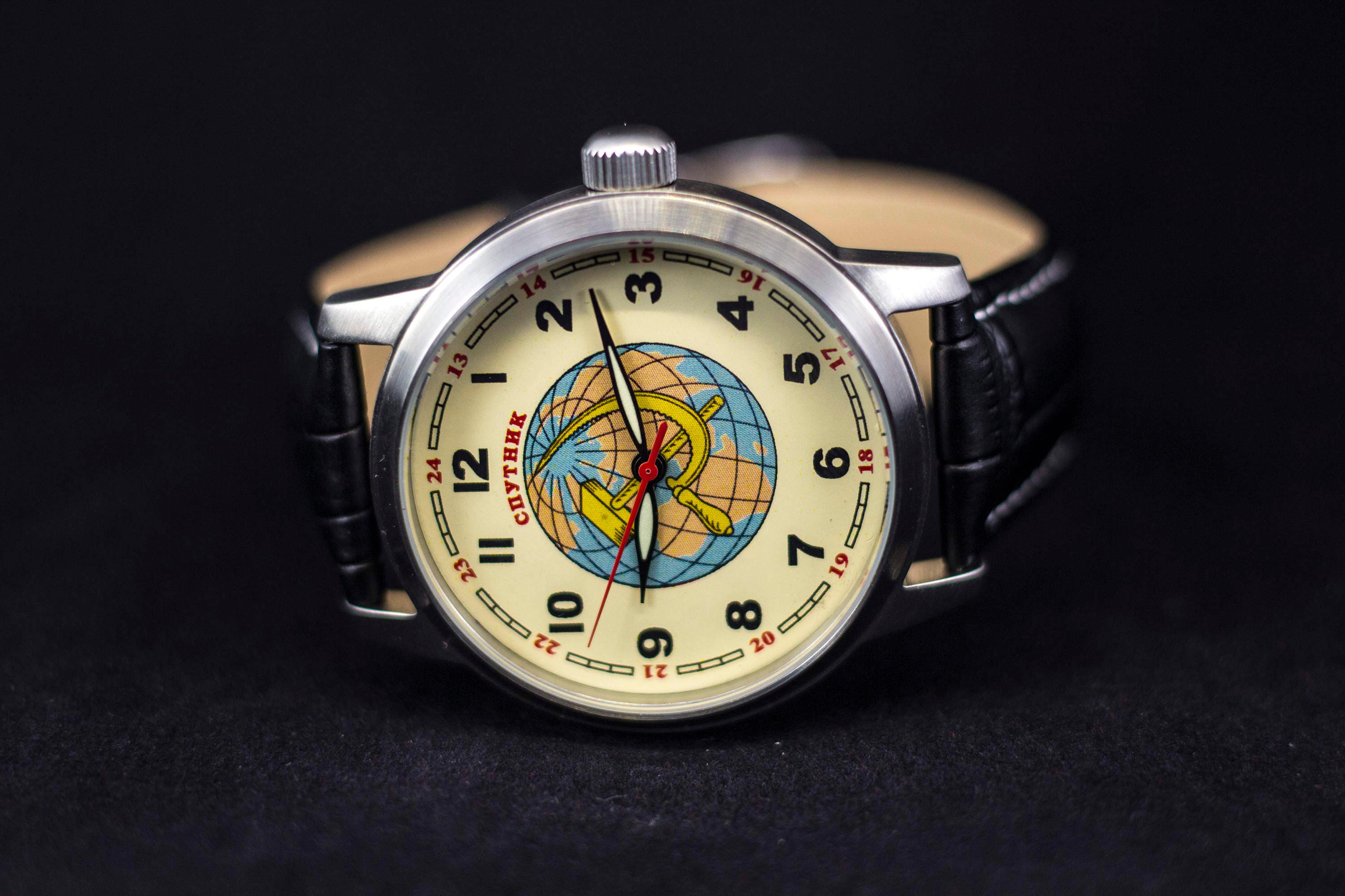 poljot sputnik watch