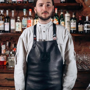 Personalized Leather Apron, Custom BBQ Apron for Men, Chef Gift, Professional Grilling Apron, Handmade Cooking Apron