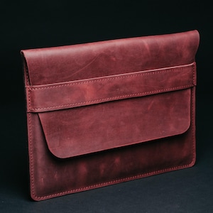 Personalized Leather MacBook Sleeve, Felt Lined Laptop Case, Timeless Design