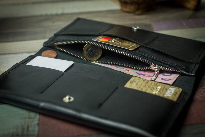 Cartera larga para tarjetas con bolsillo para monedas, bolsa de viaje personalizada para hombre, monedero negro con cremallera y asa, cartera de motociclista plegable, billetera delgada grabada imagen 4
