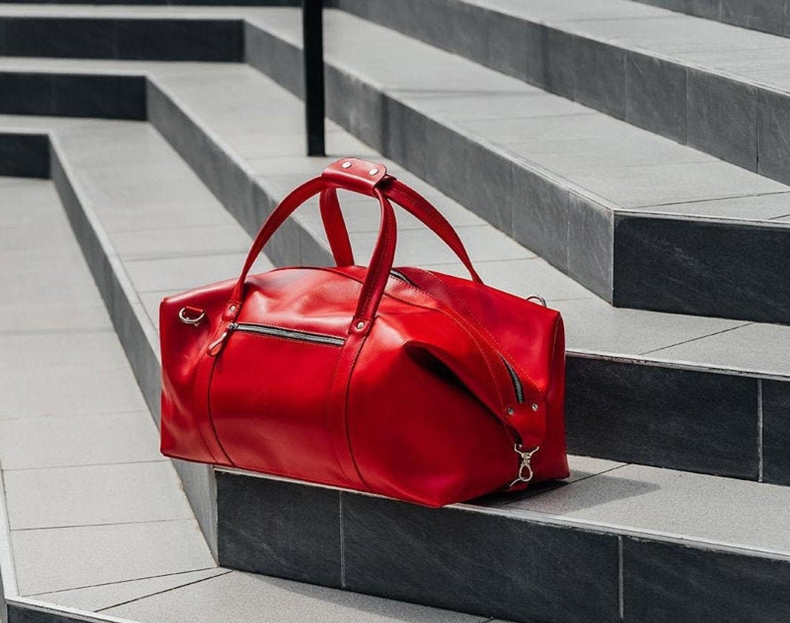 SSW - Carryall Duffle Leather Bag in Crocodile Print Fiery Red