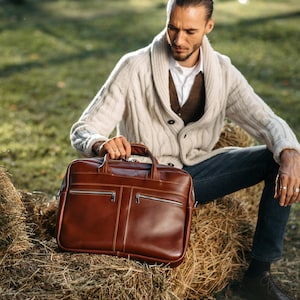Maletín de oficina de cuero marrón, maletín de cuero auténtico personalizado para hombre, bolso para portátil, bolso bandolera para oficina.