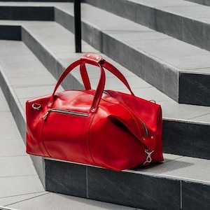 Reisetasche aus Leder, für eine Nacht oder ein Wochenende rote Tasche, Sport- oder Reisetasche, große Sporttasche