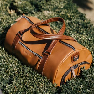 Custom Brown Leather Weekend Bag, Men's Overnight Duffel, Travel Luggage, Gift For Him, Groomsmen Gift