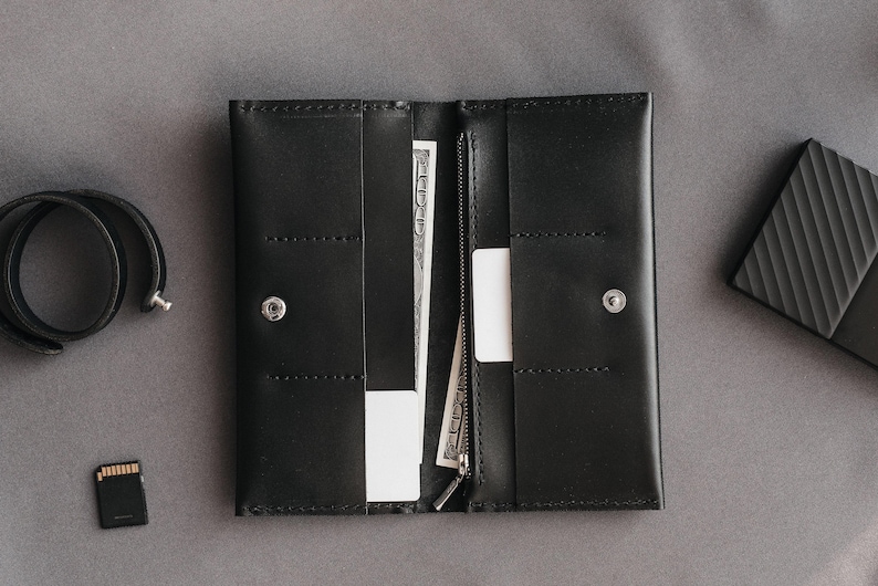 Cartera larga para tarjetas con bolsillo para monedas, bolsa de viaje personalizada para hombre, monedero negro con cremallera y asa, cartera de motociclista plegable, billetera delgada grabada imagen 1