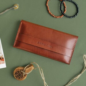 Cartera de cuero grabada para hombre, tarjetero personalizado, billetera delgada personalizada, marrón clásico, regalo para él, regalo para hermano