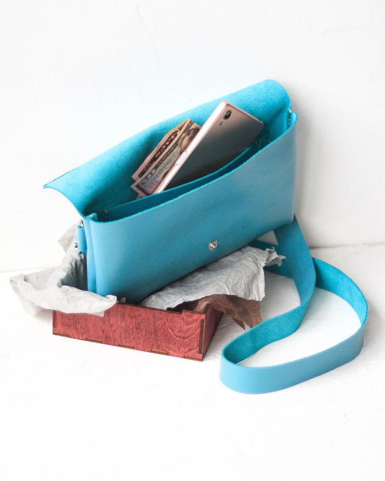 envelope bum bag
