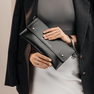 Pochette de soirée en cuir minimaliste, sac à main compact pour femme, petit sac élégant, portefeuille pour femme, cadeau pour petite amie, cadeau pour la fête des mères