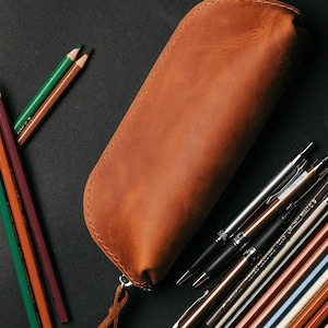 Cute Leather Pencil Case, Zipper Pen Case, Paint Brush Organizer, Makeup Brush Bag, Cosmetologist Gift, Cosmetic Travel Case