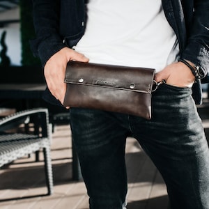 Riñonera de cuero elegante, riñonera para hombre, monedero cruzado, bolso de hombro compacto, organizador de viaje