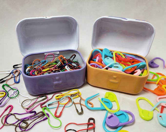 Locking Stitch Markers for Knitting and Crochet, Plastic or metal Bulb Safety Pins, with Small Hinged Notions tin | knitting accessories