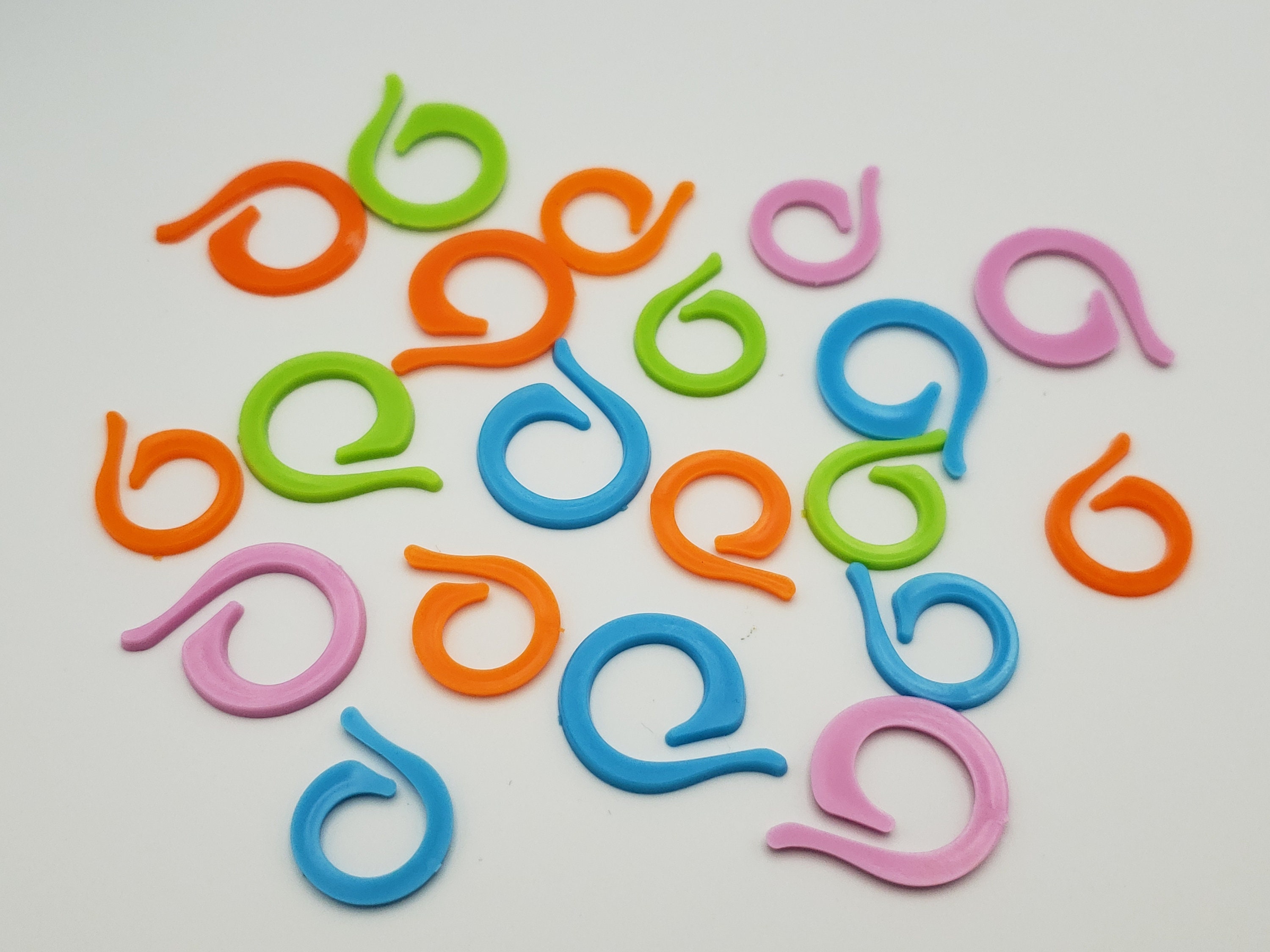 Plastic Stitch Markers for Knitting and Crochet, 10 or 20pc, Open