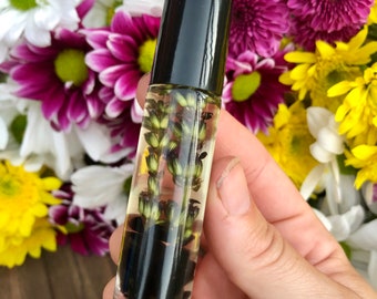 Aceite esencial en roll-on con efecto tierra // Roll-on de aceite esencial con infusión de cristales // Mezcla de conexión a tierra // Mezcla equilibrante // Obsidiana negra //