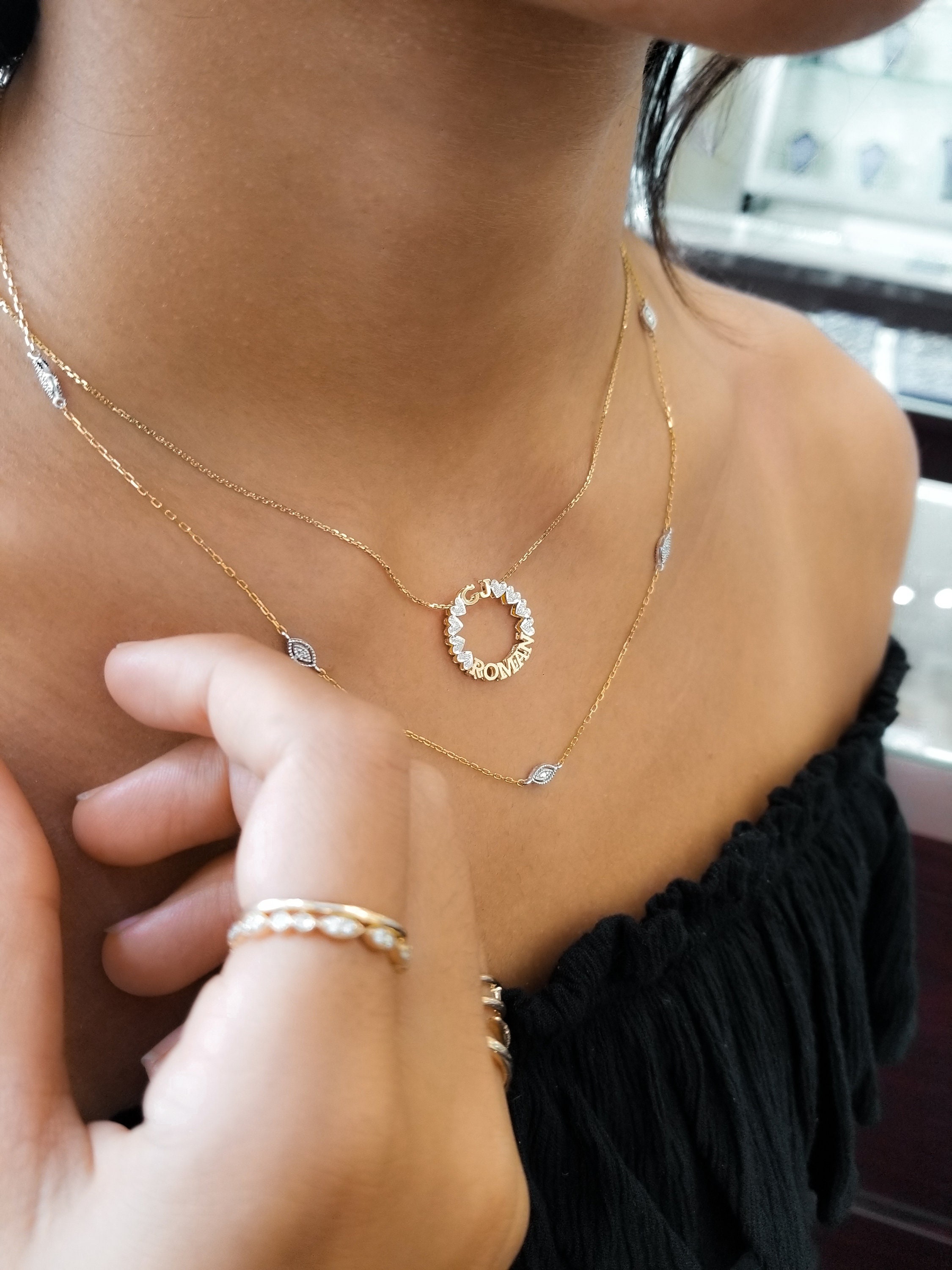 Mini Circle Name Necklace | Etsy