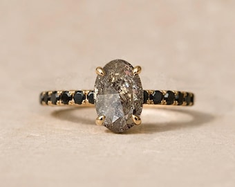Quinn Oval Salt & Pepper Diamond Ring