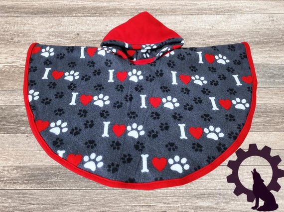 Reversible Fleece Car Seat Poncho, Red paw prints