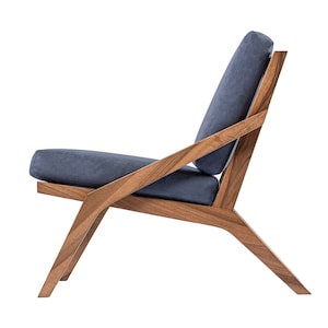 Hardwood Lounge Chair with Footrest: Oak & Walnut &#39;Macau&#39;