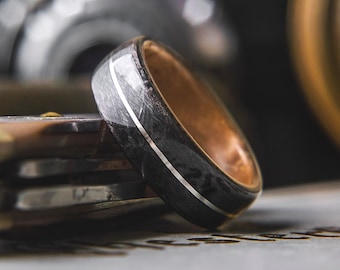 Mens Wood Wedding band realizzata in acero occhi Birds, acero grigio e intarsio argento, anello di fidanzamento uomo, anello promessa uomini