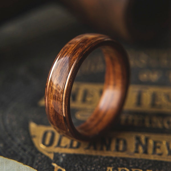 Mens Wedding band gemaakt van Santos Rosewood met 2 dunne koperdraad inleg, Mens verlovingsring, Mens belofte ring