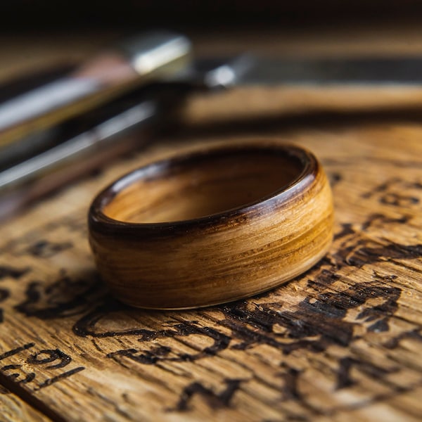 Herren Whisky Barrel Hochzeitsband.  Whisky Barrel Ring, Ring aus Whiskyfass