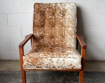 Sillón moderno de piel de vaca de mediados de siglo, marrón, ¡mínimo de 2 asientos!