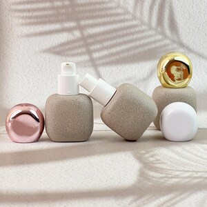 30 ml glasflaska med lotion och mist, skal med stentextur och guld-/rosaguld-/vitt lock, påfyllningsbar lotionpumpflaska, hudvårdsförpackning