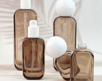 Braune Glas Feuchtigkeitscreme Flasche, nachfüllbare Flasche mit Pumpe, Hautpflege Flasche Set mit weißen Kappen für Body Lotion, Shampoo, Reisen & Heimgebrauch