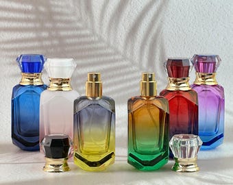 丸い真鍮のキャップが付いた豪華なスクエアクリスタル香水瓶 - Etsy 日本