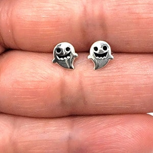 Ghost 925 Sterling Silver Earrings, Tiny Halloween Cartilage Studs, Dainty Spooky Jewelry Gift
