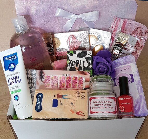 Ladies Girls Happy 18th Birthday Pamper Hamper Bath Bombs Gift Box Sister Friend Ladies Girls Happy 18th Birthday Pamper Hamper Bath Bombs Gift Box Sister Friend