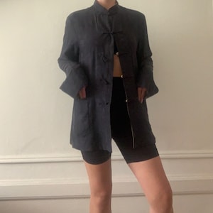 vintage reversible overshirt with mandarin collar in noir & champagne