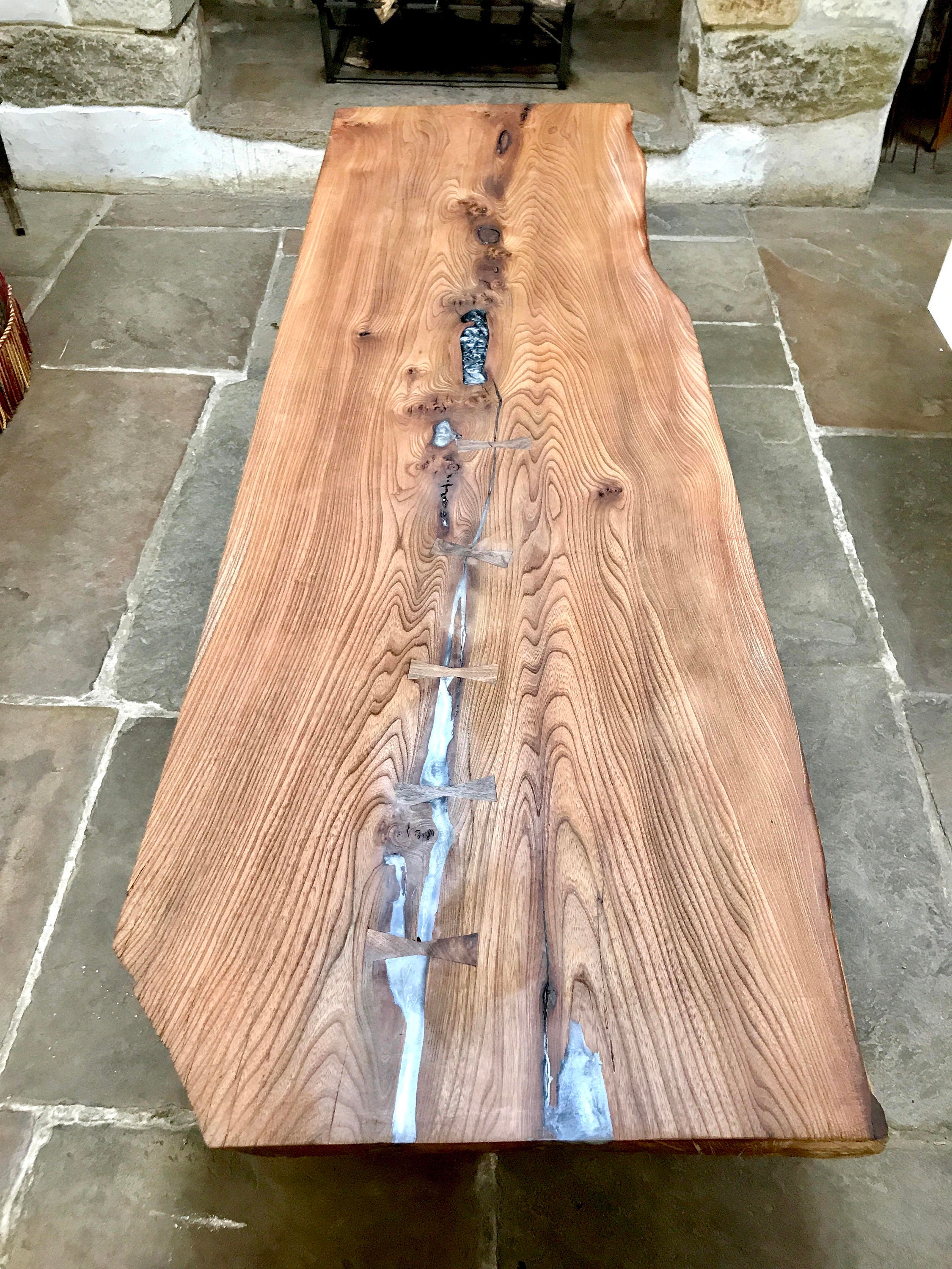 трещина на столе. эпоксидная смола лара хеми. столешница с эпоксидной смолой. эпоксидная смола трещины. эпоксидная смола трещины.