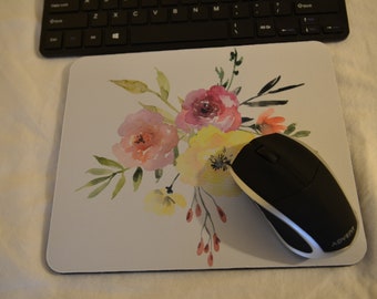 MOUSE PAD Watercolour Floral Print , Floral Pattern, Mousemat, Desk Decor, PC Accessory, Graduation Gift, Office Gift, Birthday Gift